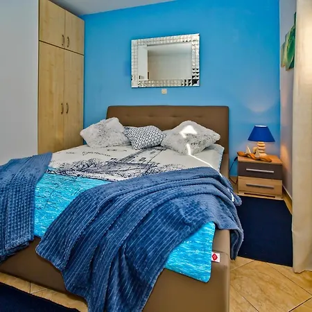 Art Deco Pape בית הארחה *